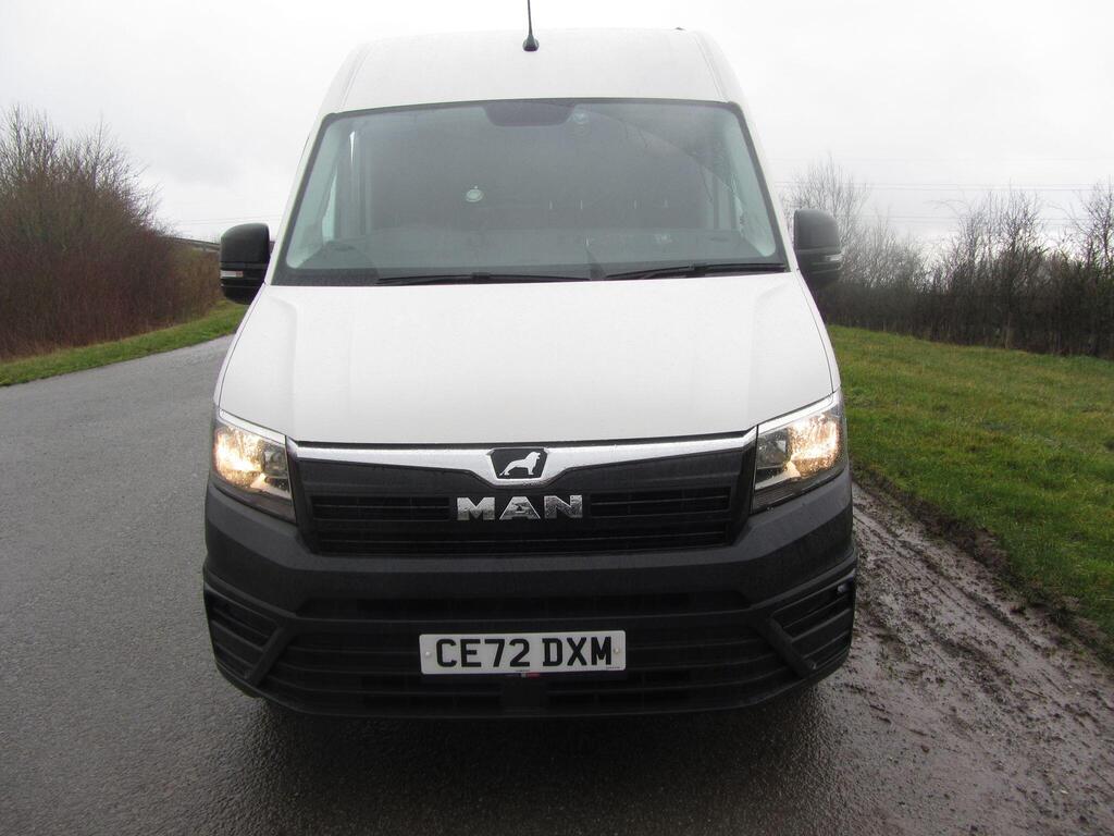 MAN TGE Panel Van 2.0 3140d LION XS FWD Standard Medium Roof Euro 6 (s/s) 5dr
