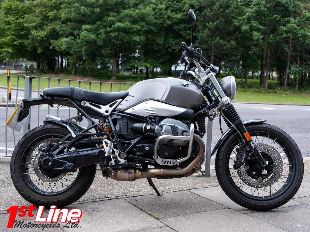 BMW R nineT
