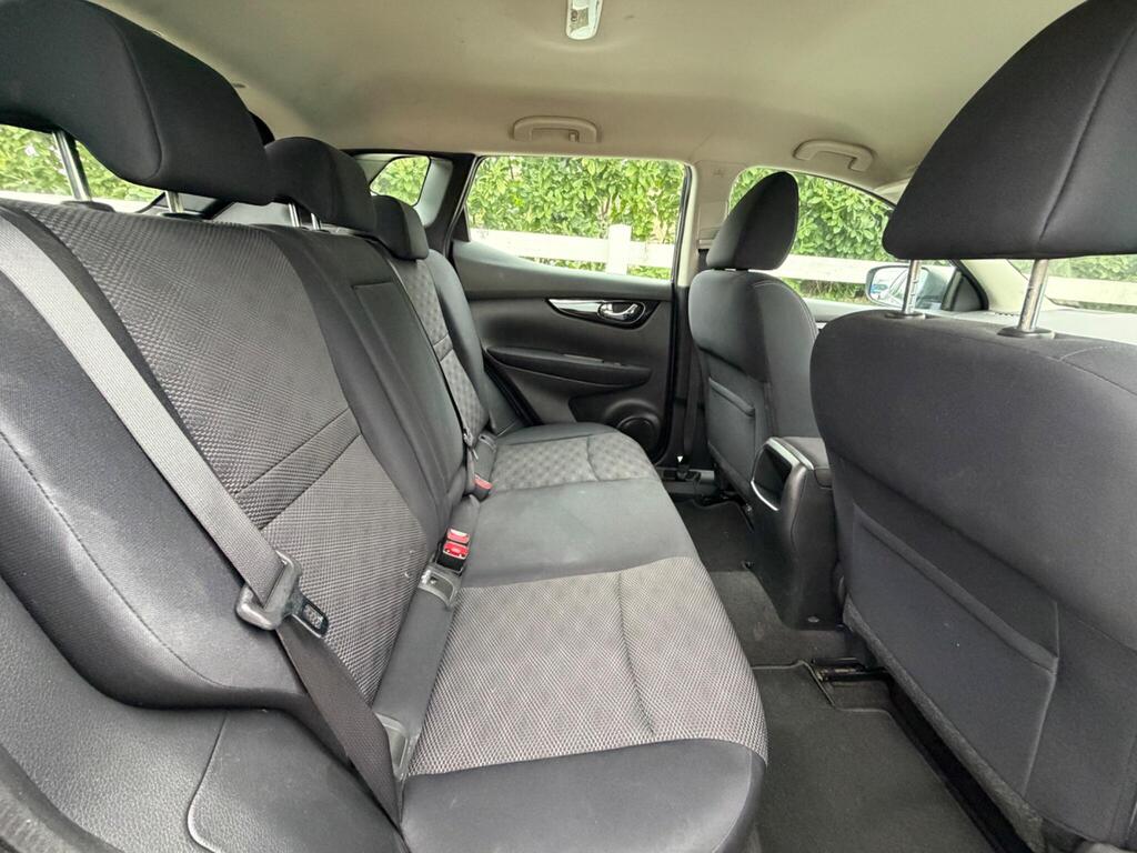 2014 Nissan Qashqai thumbnail 20