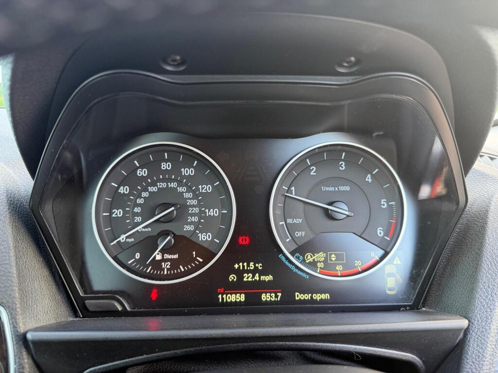 2015 BMW 2 Series thumbnail 21