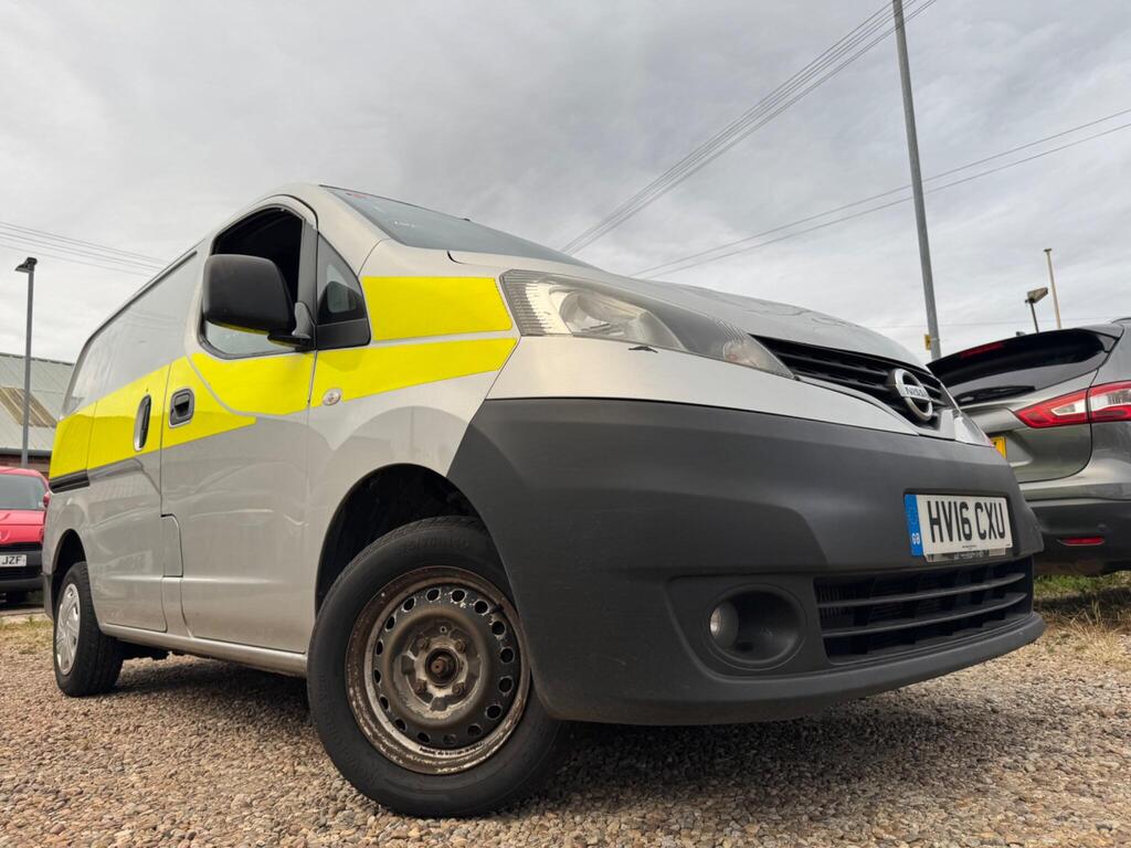 Nissan NV200