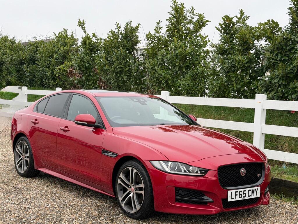 2015 Jaguar XE thumbnail 6