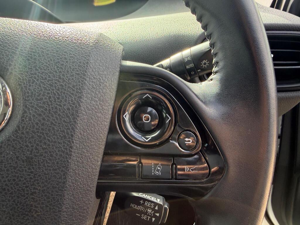 2019 Toyota Prius thumbnail 27