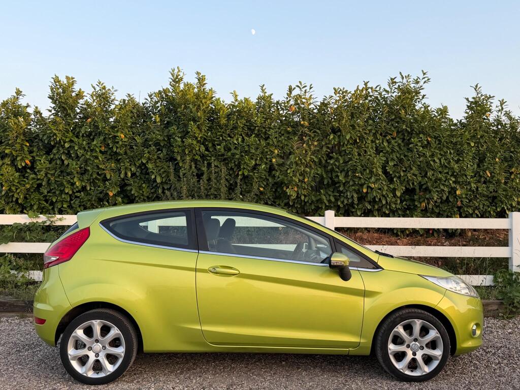 2009 Ford Fiesta thumbnail 9