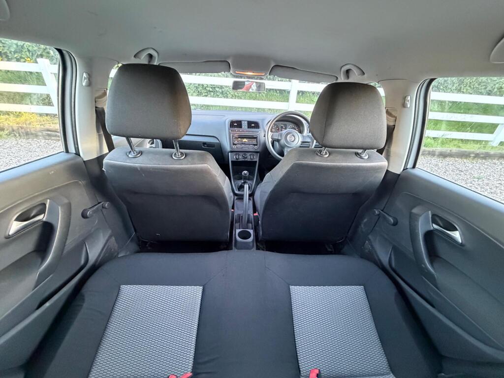 2014 Volkswagen Polo thumbnail 19