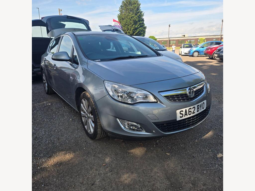 Vauxhall Astra Hatchback 1.6 16v Elite Euro 5 5dr