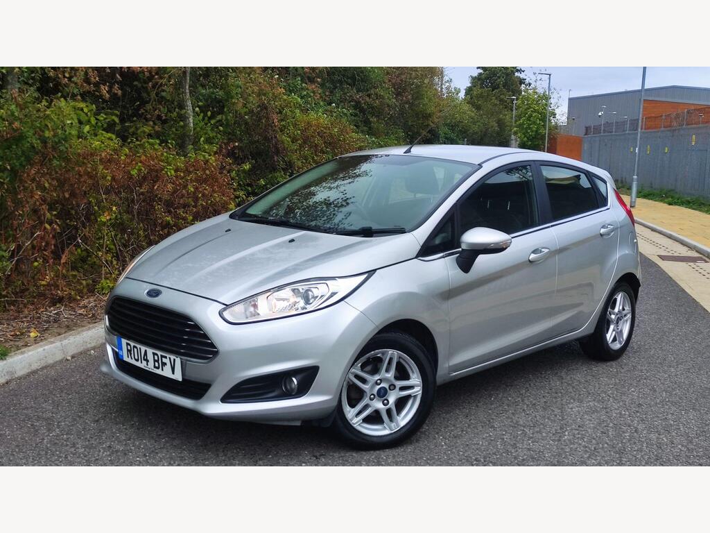 Ford Fiesta Hatchback 1.0T EcoBoost Zetec Euro 5 (s/s) 5dr