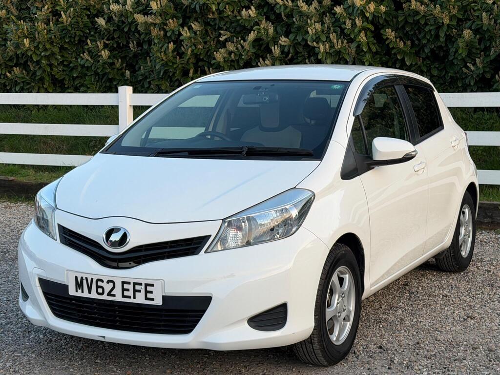 2012 Toyota Yaris thumbnail 7