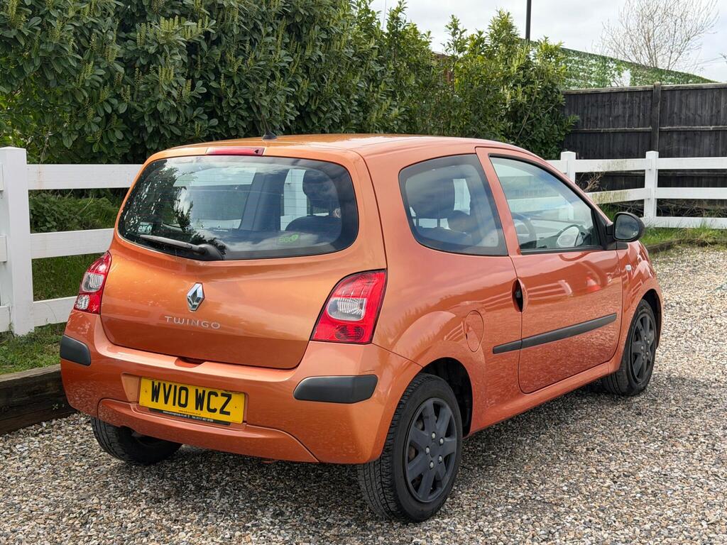 2010 Renault Twingo thumbnail 12