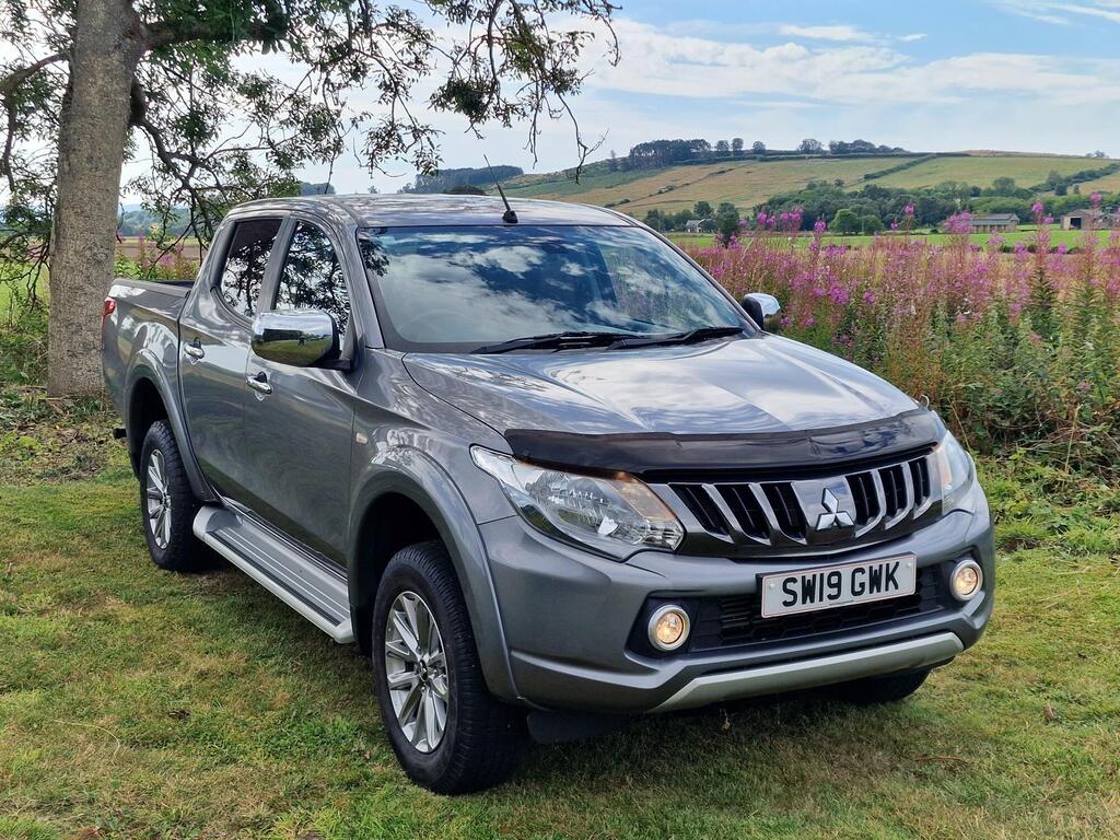 Mitsubishi L200