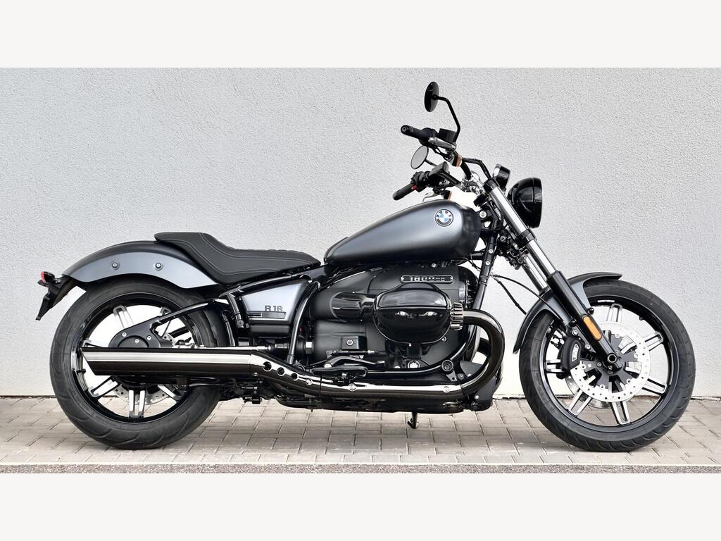 BMW R 18