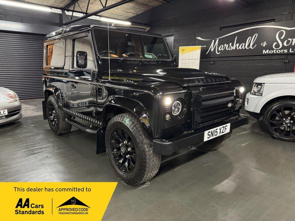 Land Rover Defender 90