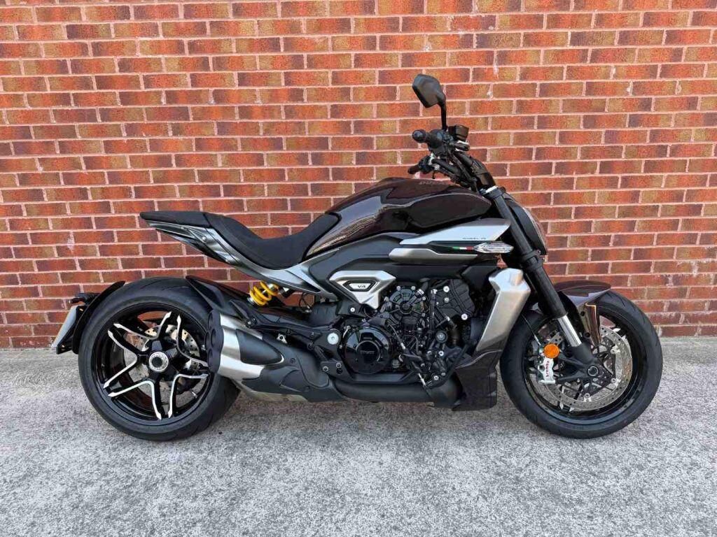 Ducati Diavel V4