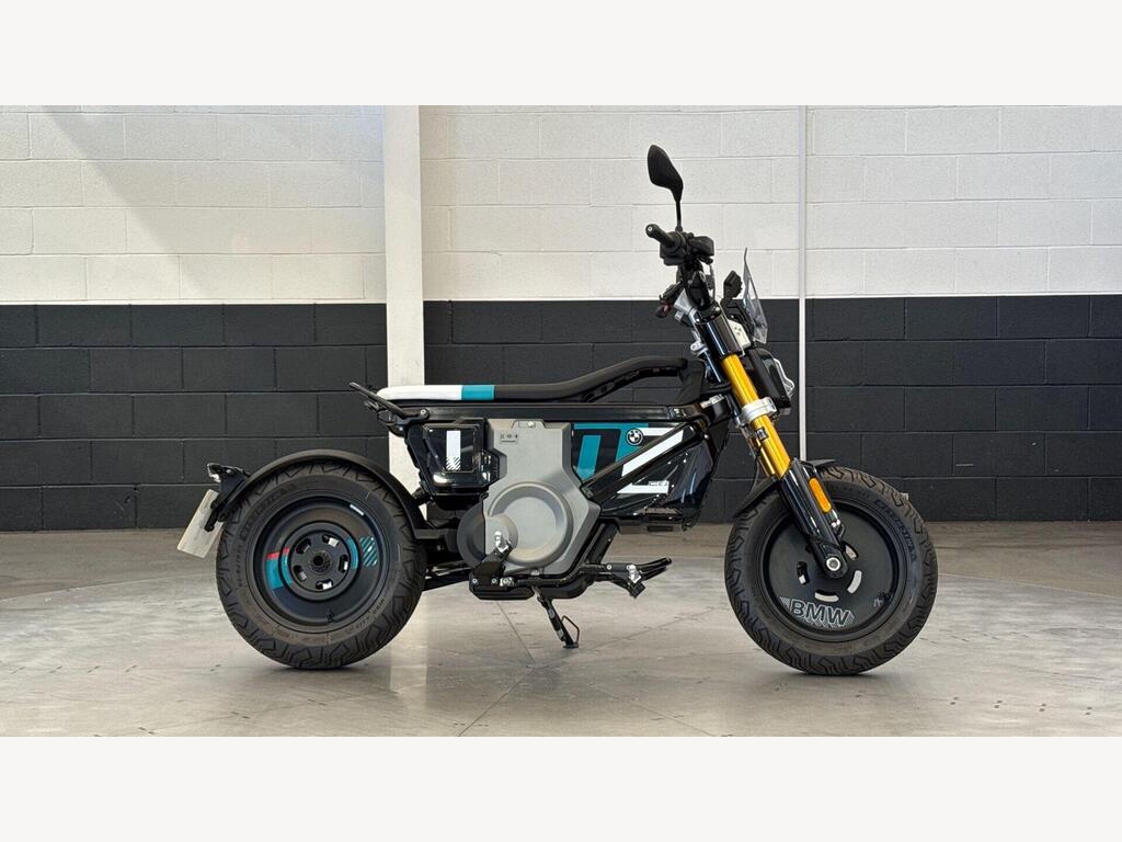 BMW CE 02
