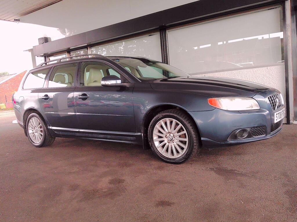 Volvo V70 Estate 2.4 D5 SE Euro 4 5dr