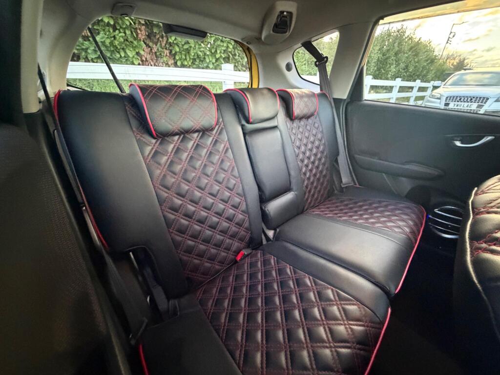 2012 Honda Fit thumbnail 21