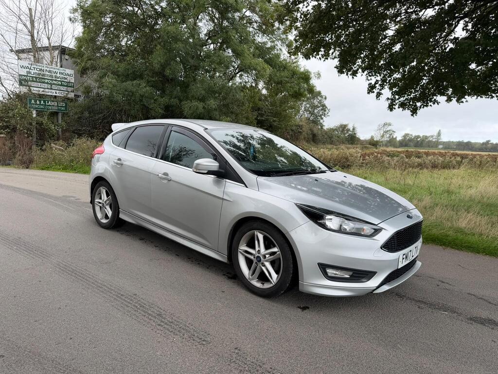 Ford Focus Hatchback 1.0T EcoBoost Zetec Edition Euro 6 (s/s) 5dr