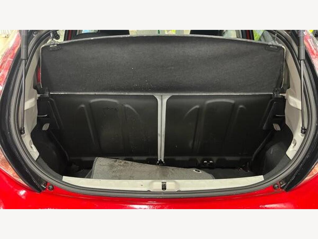 2015 Toyota AYGO thumbnail 12