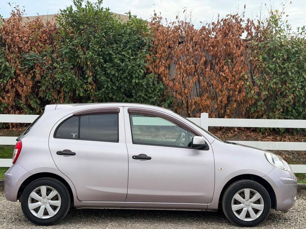 2013 Nissan Micra thumbnail 14