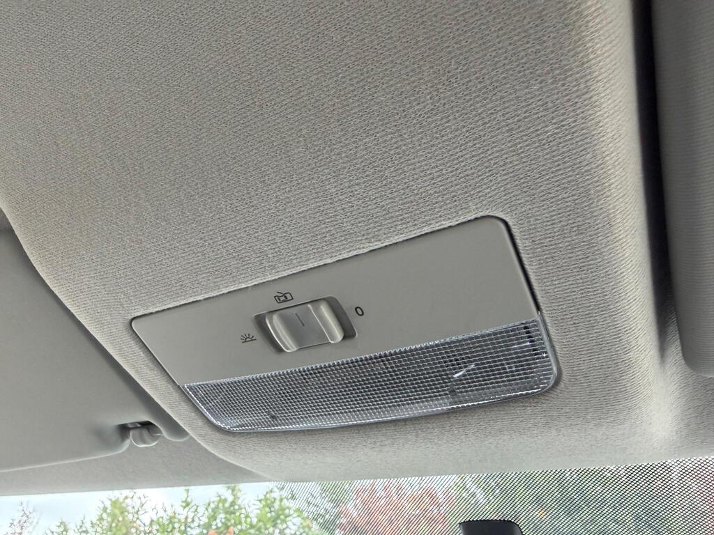 2012 Volkswagen up! thumbnail 24