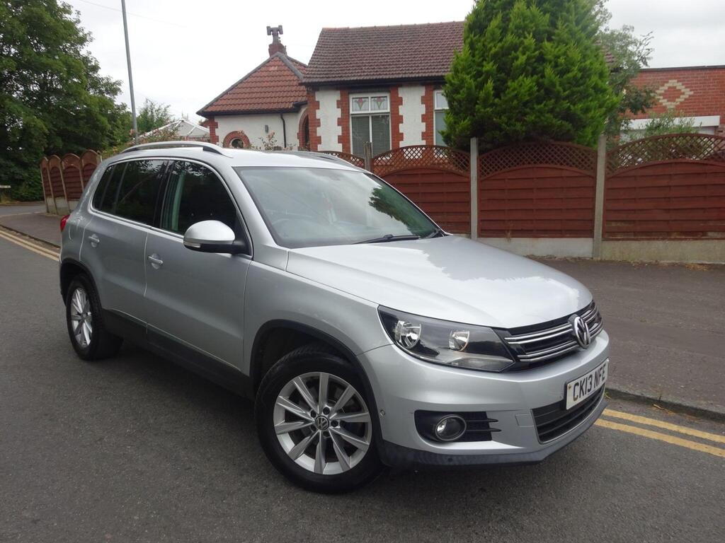 Volkswagen Tiguan SUV 2.0 TDI BlueMotion Tech SE 4WD Euro 5 (s/s) 5dr