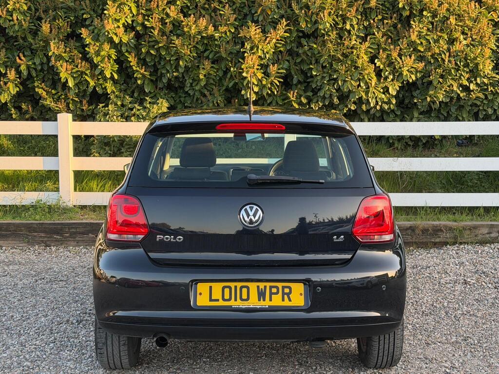 2010 Volkswagen Polo thumbnail 11