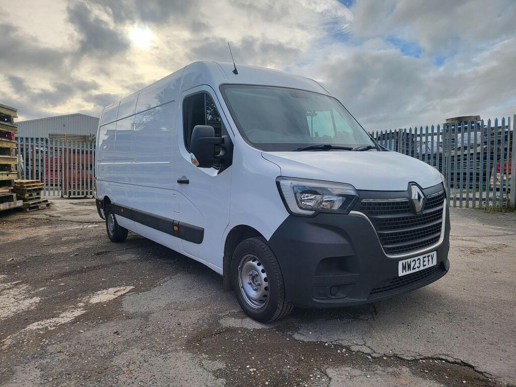Renault Master Panel Van 2.3 dCi 35 Business FWD LWB Medium Roof Euro 6 4dr