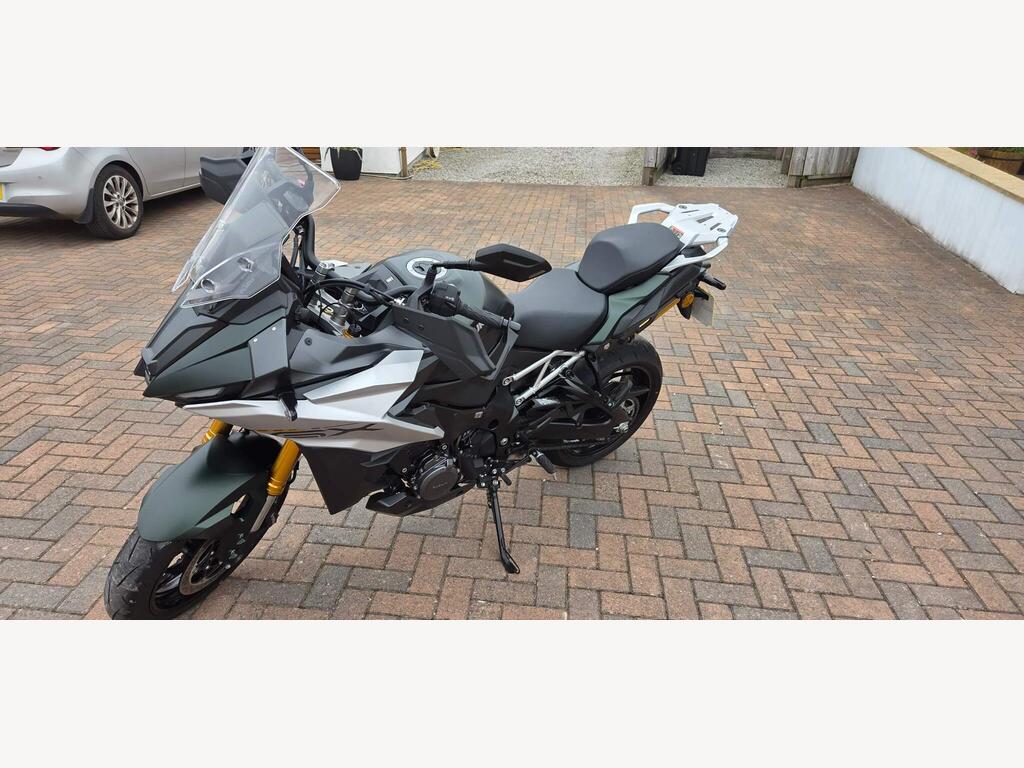 Suzuki GSX-S1000GX