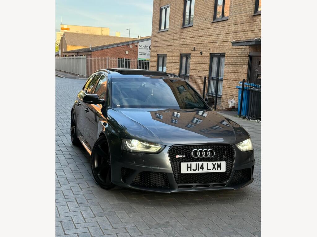 Audi RS4 Avant Estate 4.2 FSI V8 S Tronic quattro Euro 5 5dr