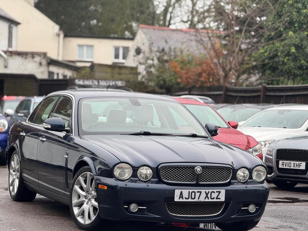 Used Jaguar Xj Saloon 2.7 Td Sovereign 4dr in Luton, Bedfordshire