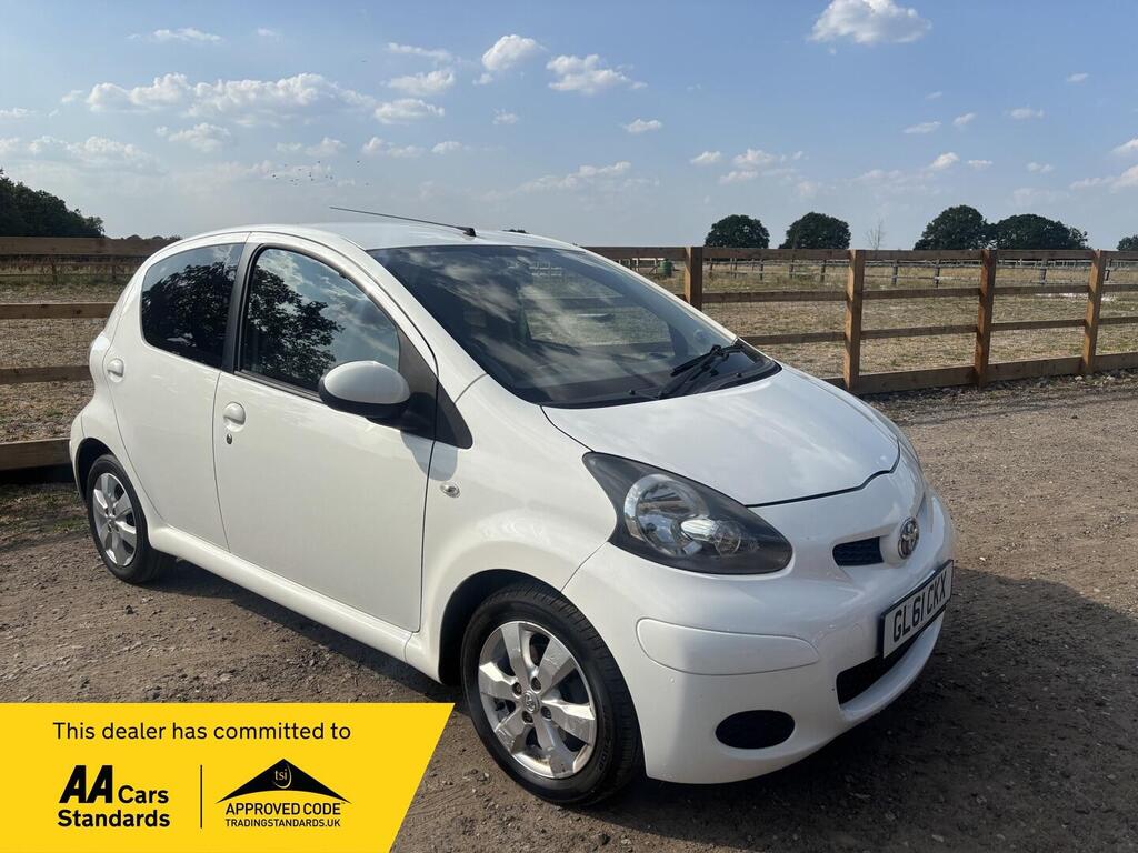 Toyota AYGO Hatchback 1.0 VVT-i Go MultiMode Euro 5 5dr (AC)