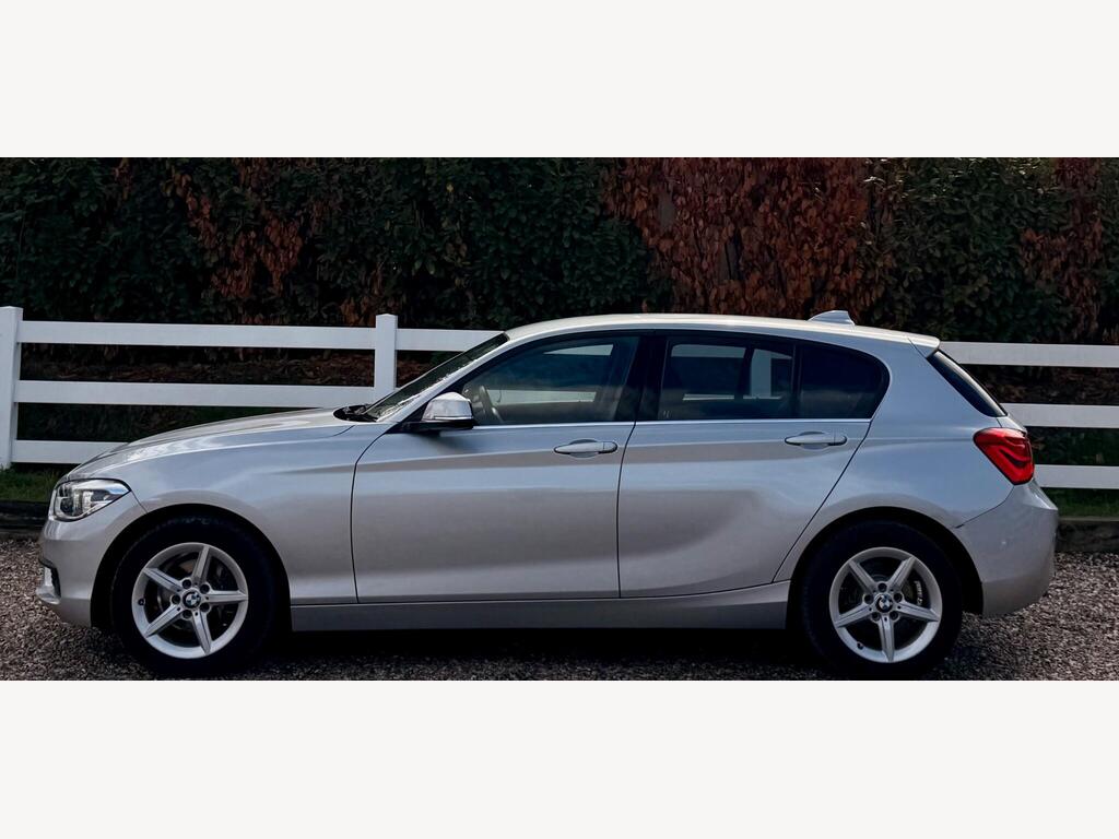 2016 BMW 1 Series thumbnail 21