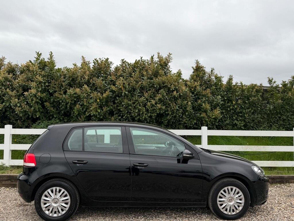 2009 Volkswagen Golf thumbnail 12