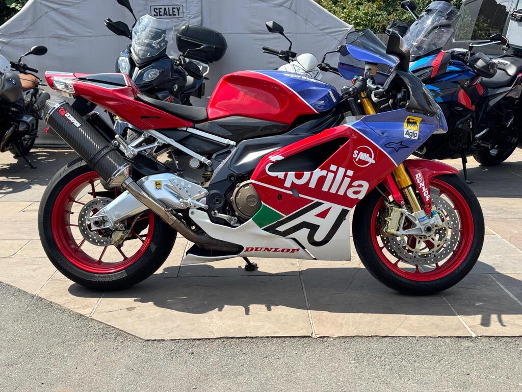 Aprilia RSV 1000 Super Sports 1000 R