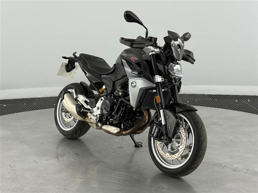 BMW F 900 R