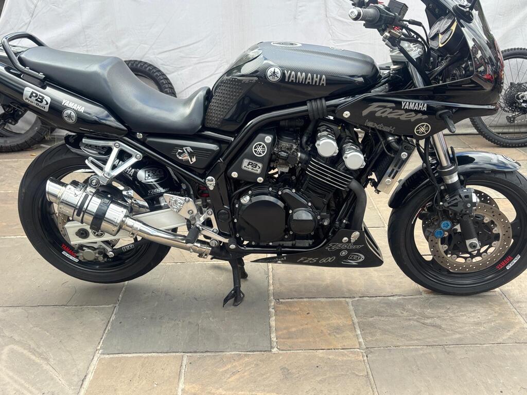 Yamaha FZS600 Tourer 600 Fazer