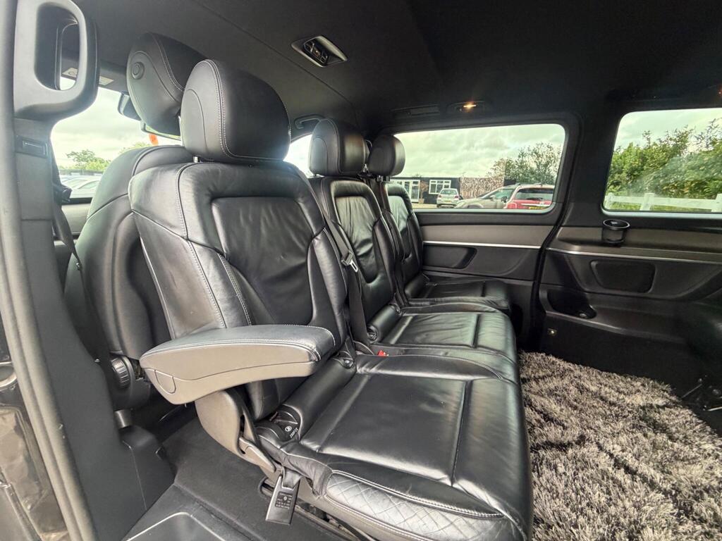 2015 Mercedes-Benz V Class thumbnail 27