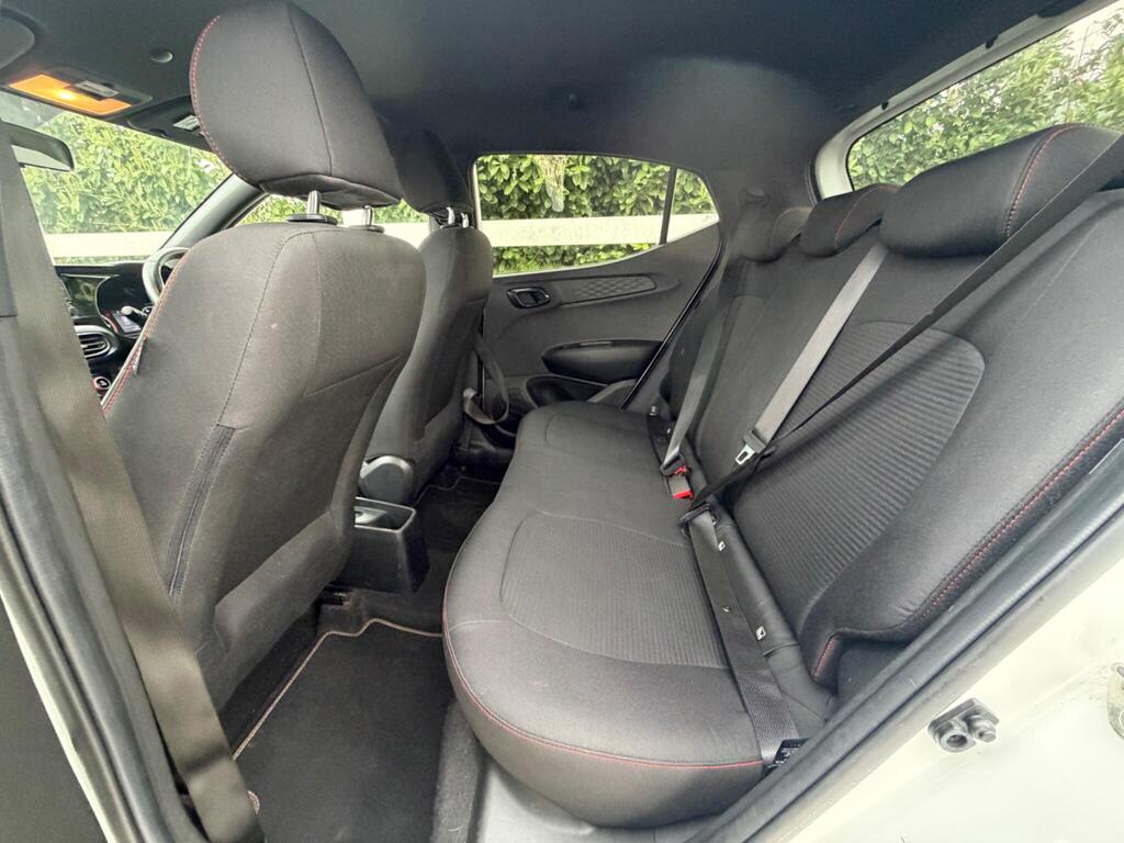 2022 Hyundai i10 thumbnail 25