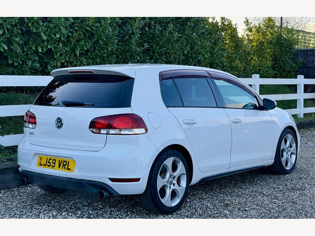2009 Volkswagen Golf thumbnail 14