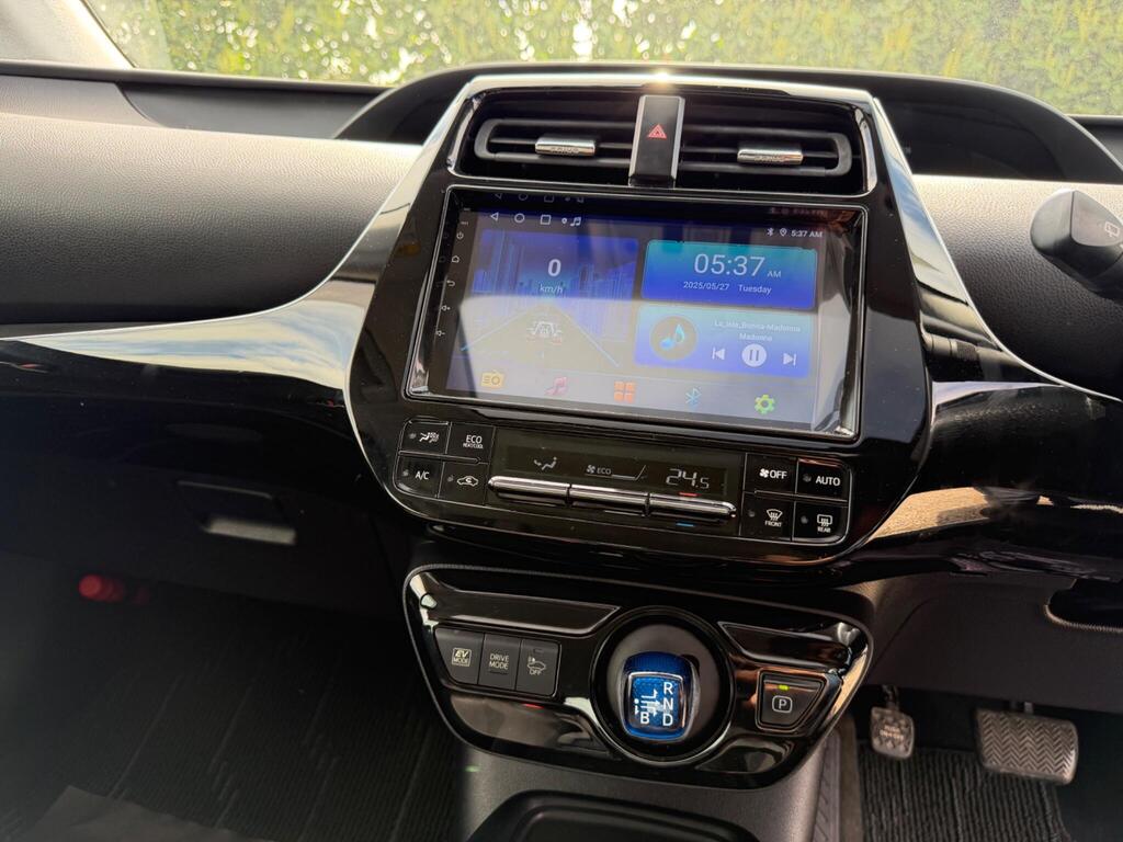 2019 Toyota Prius thumbnail 33
