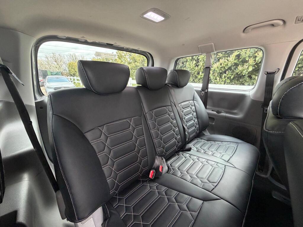 2019 Hyundai i800 thumbnail 35