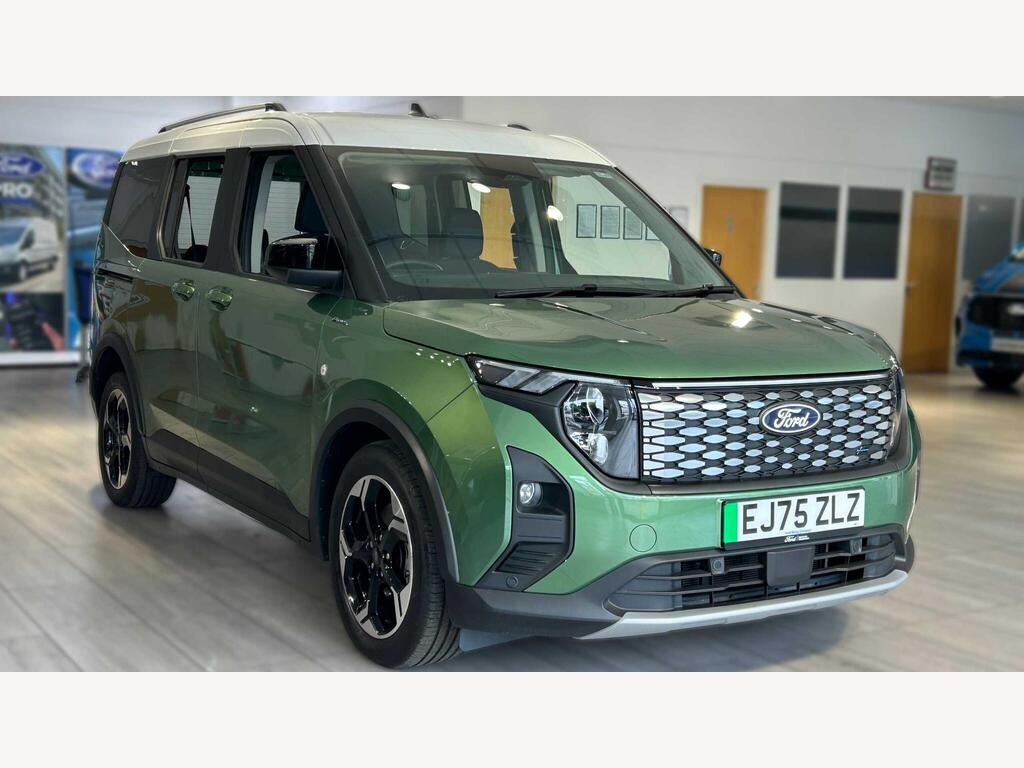 Ford E-Tourneo Courier