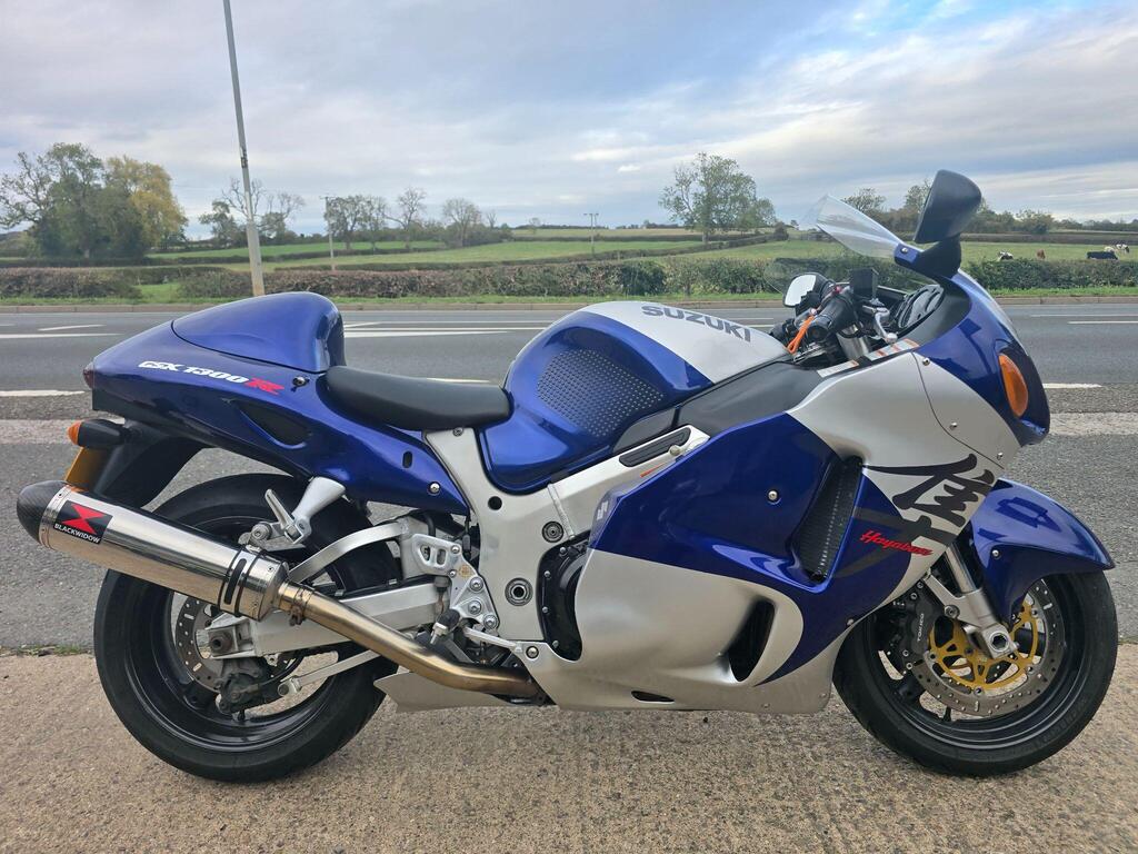 Suzuki GSX1300R Hayabusa Super Sports 1300