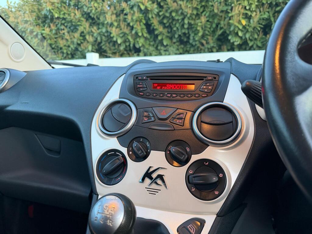 2012 Ford Ka thumbnail 17