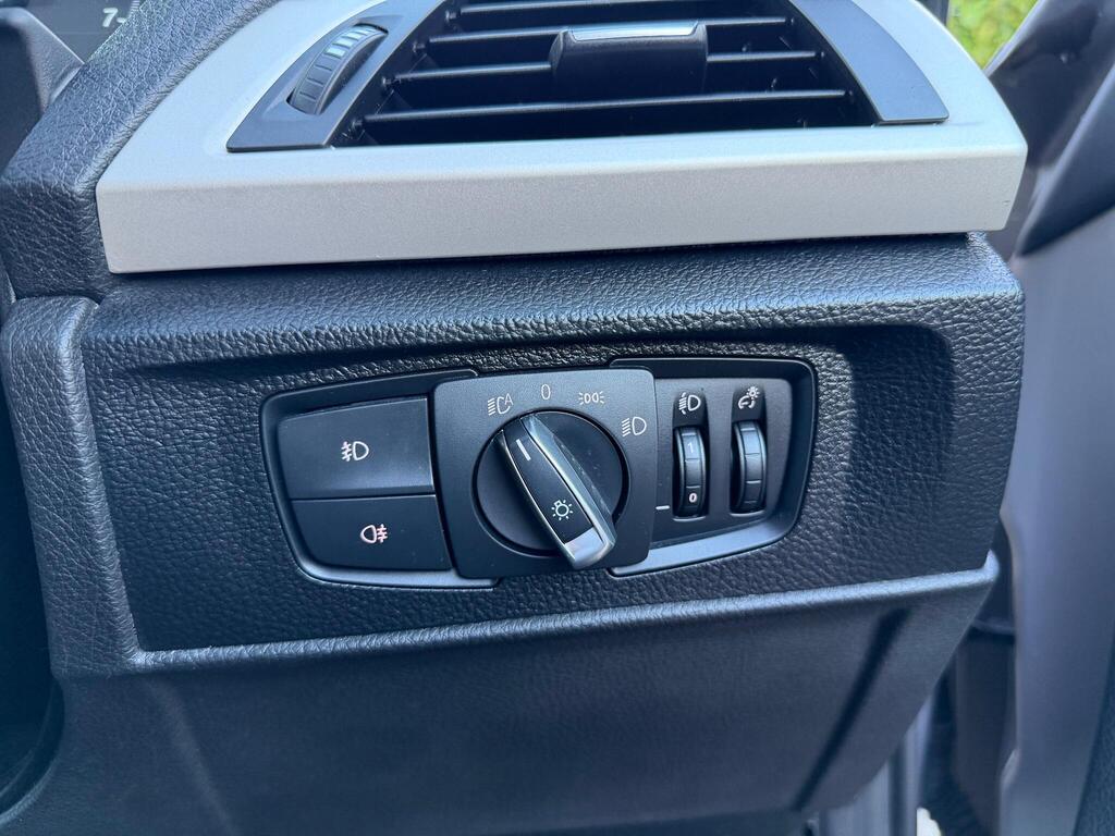 2015 BMW 2 Series thumbnail 25