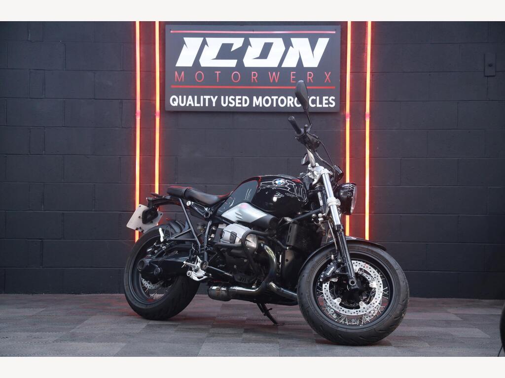 BMW R nineT Pure