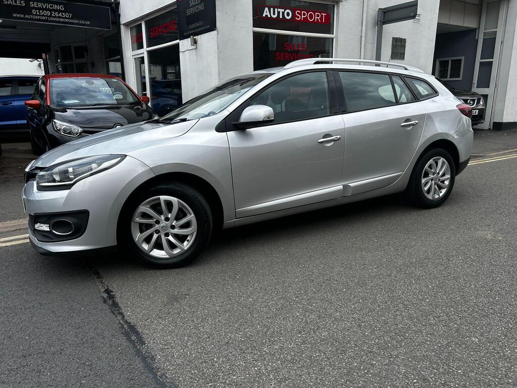 Renault Megane Estate 1.5 dCi ENERGY Dynamique TomTom Sport Tourer Euro 5 (s/s) 5dr