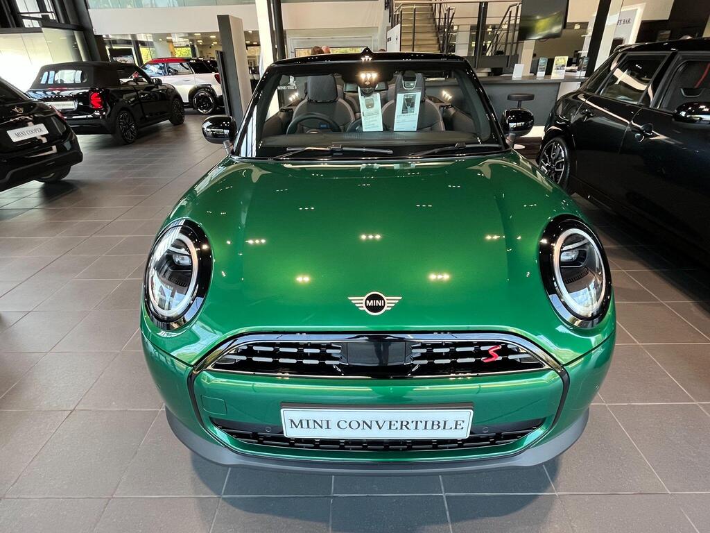 MINI Cooper Convertible