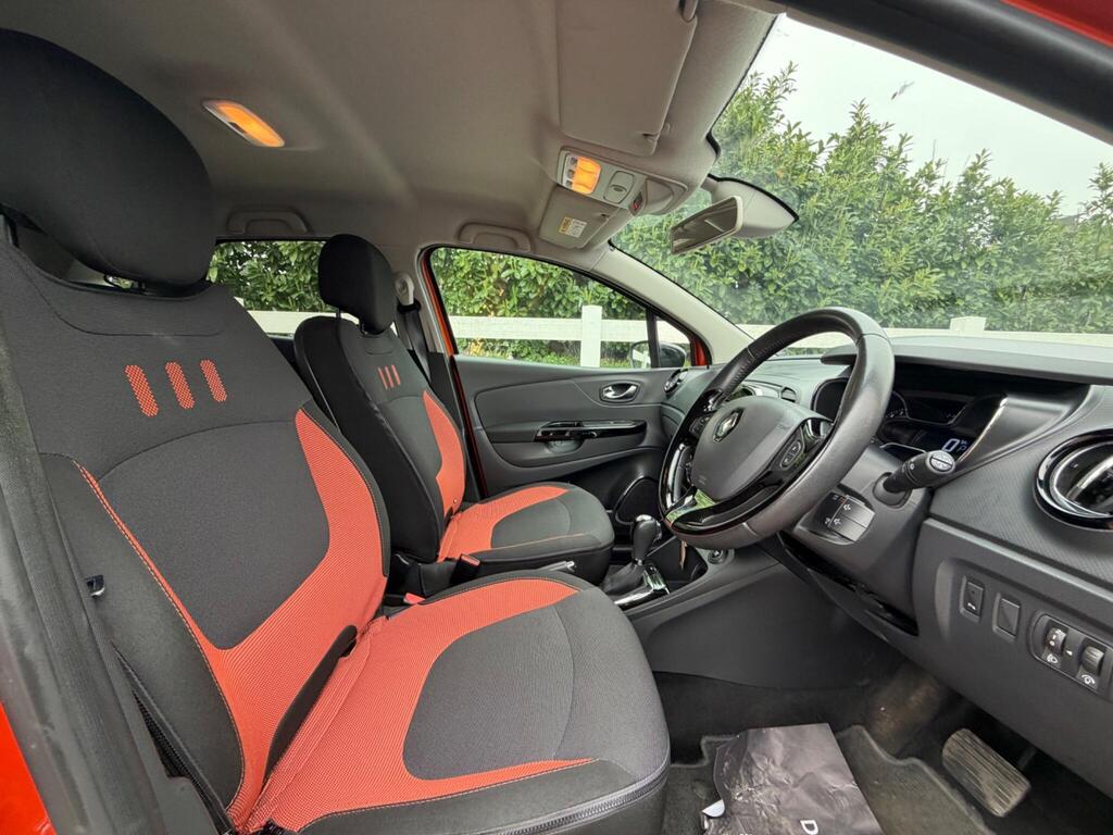 2015 Renault Captur thumbnail 16