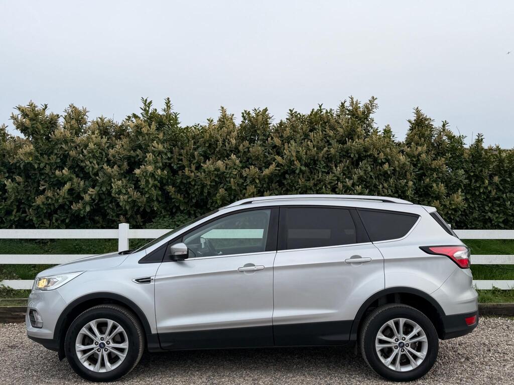 2018 Ford Kuga thumbnail 11